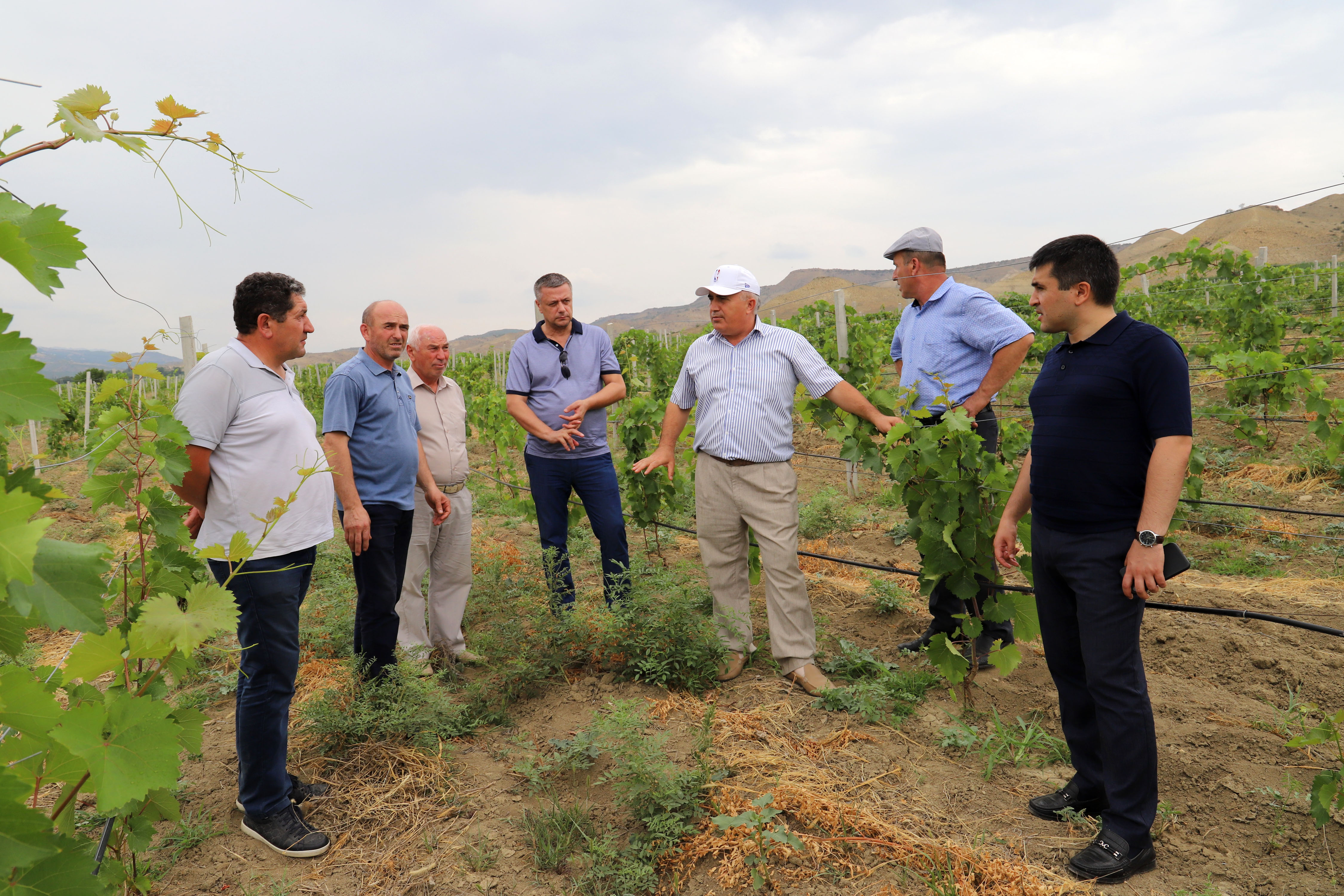 Табасаранский район посетил первый заместитель министра сельского хозяйства и продовольствия Республики Дагестан Шарип Шарипов